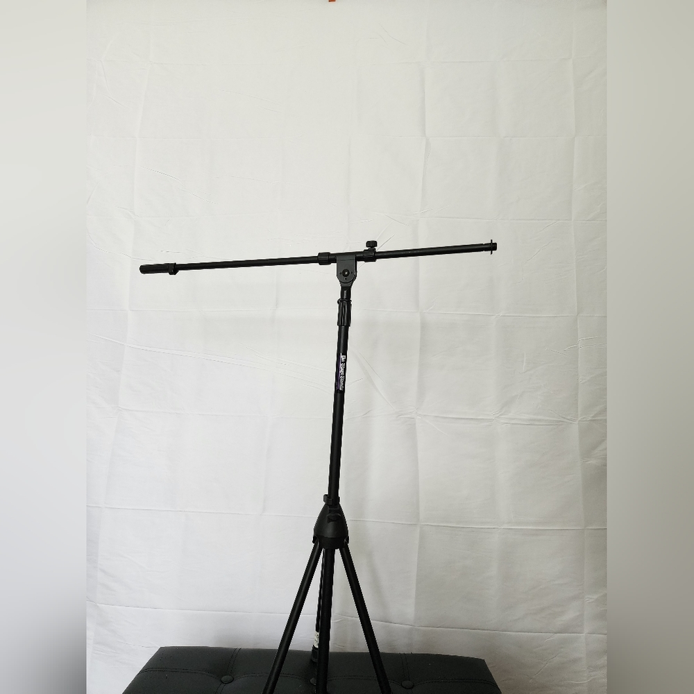 Microphone boom - On-Stage MS7701B Euro Boom Microphone tripod Stand